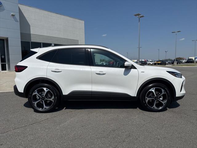 new 2025 Ford Escape car, priced at $30,998