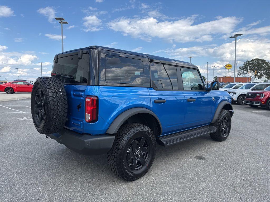 new 2025 Ford Bronco car, priced at $43,036