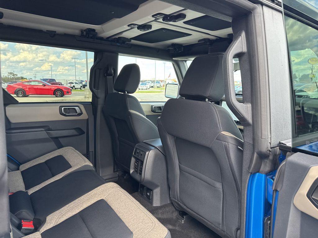 new 2025 Ford Bronco car, priced at $43,036