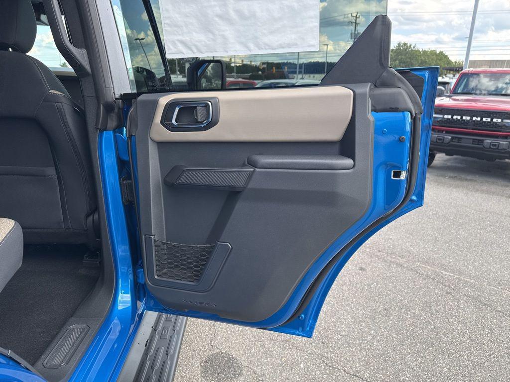 new 2025 Ford Bronco car, priced at $43,036