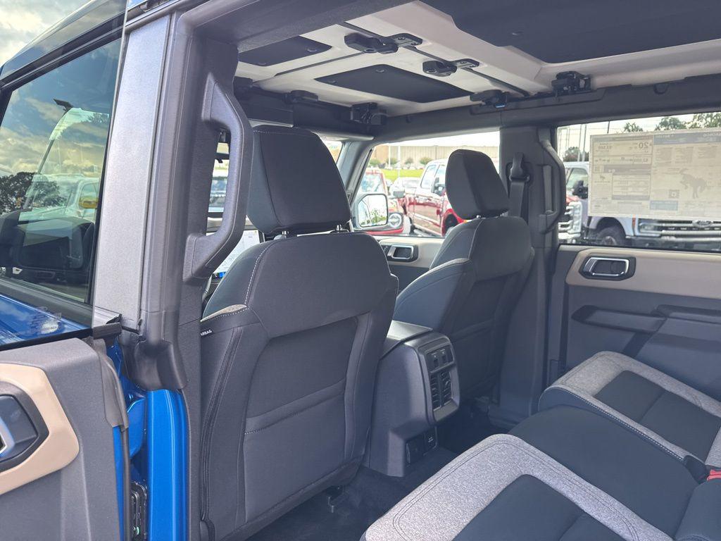 new 2025 Ford Bronco car, priced at $43,036