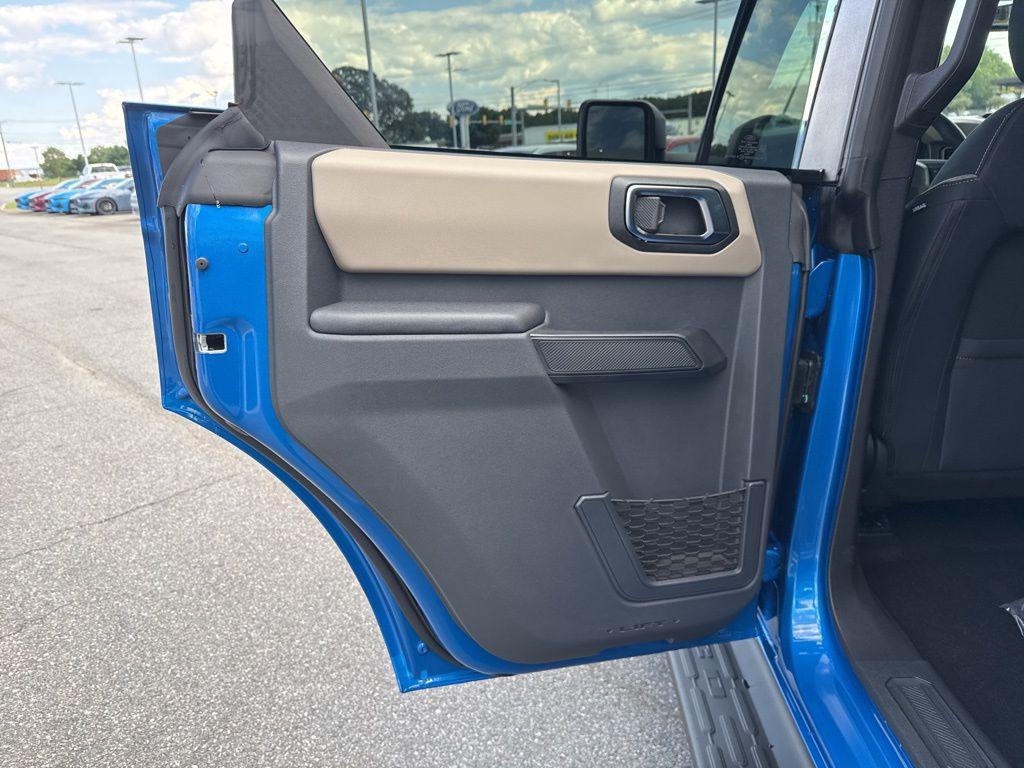 new 2025 Ford Bronco car, priced at $43,036