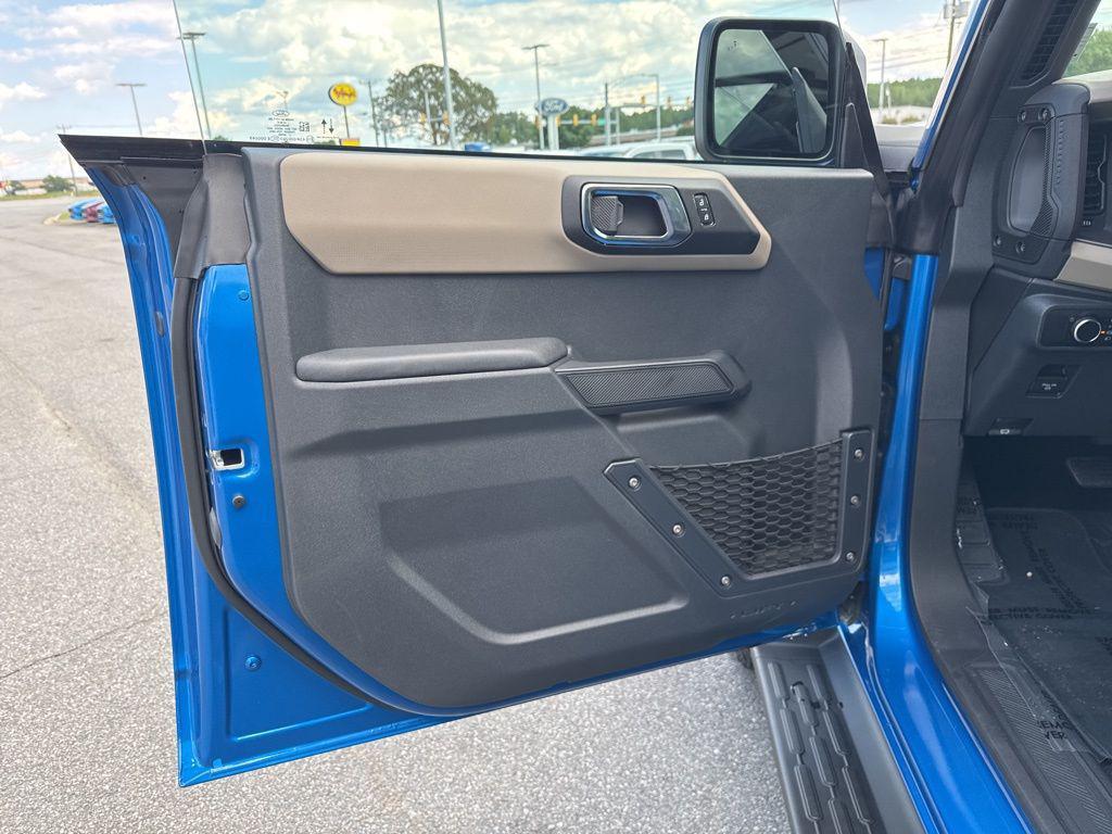 new 2025 Ford Bronco car, priced at $43,036