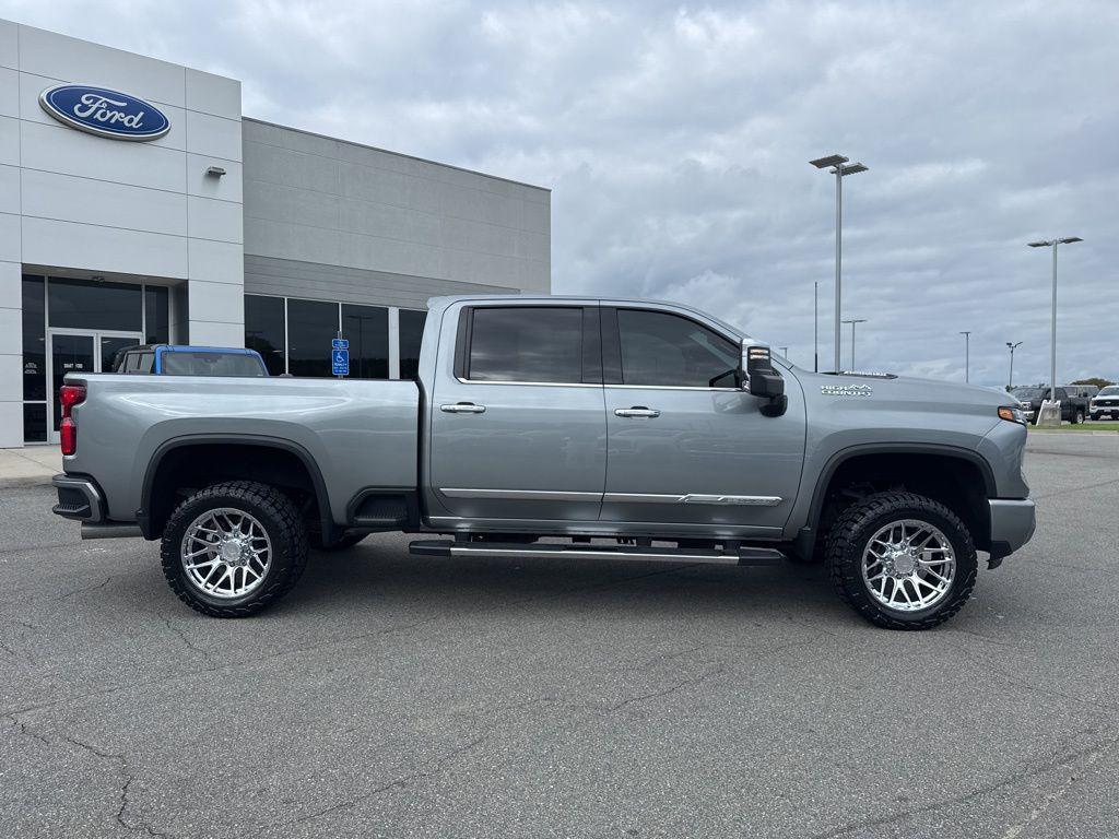 used 2024 Chevrolet Silverado 2500 car, priced at $70,492