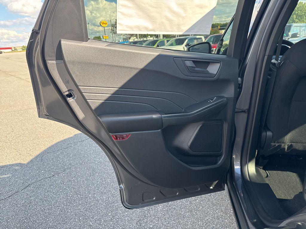 new 2025 Ford Escape car, priced at $27,010