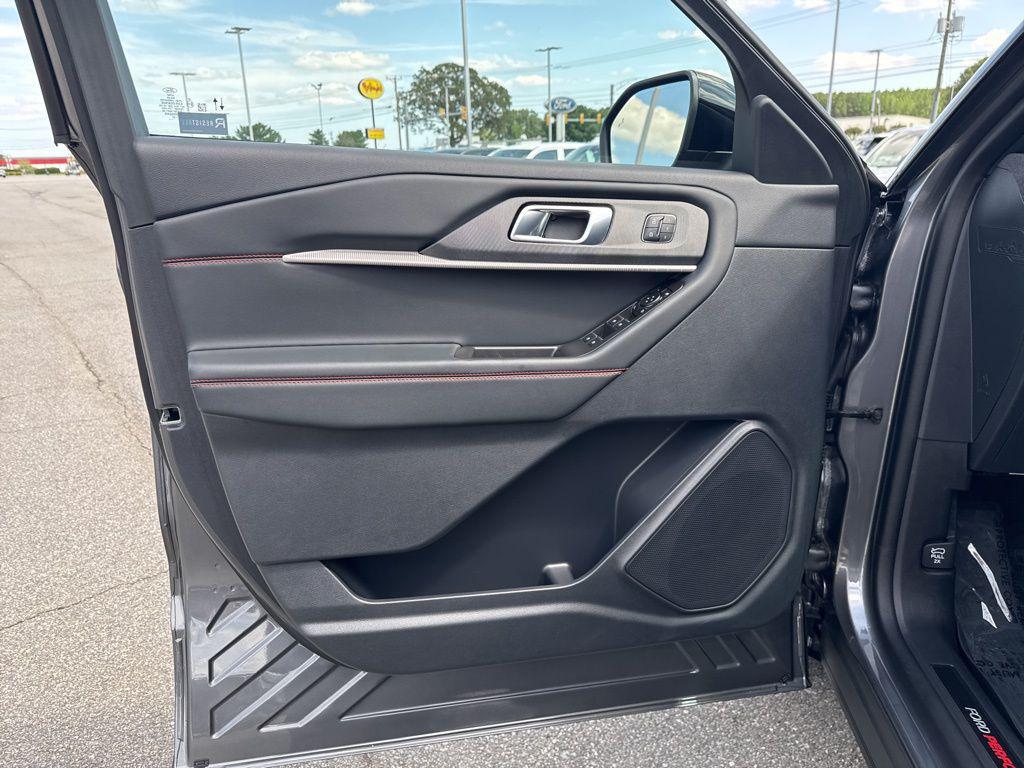 new 2025 Ford Explorer car, priced at $57,050