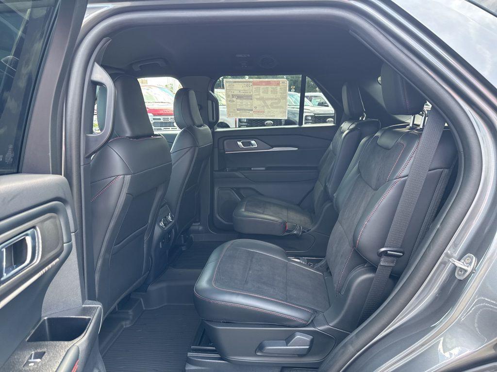 new 2025 Ford Explorer car, priced at $57,050