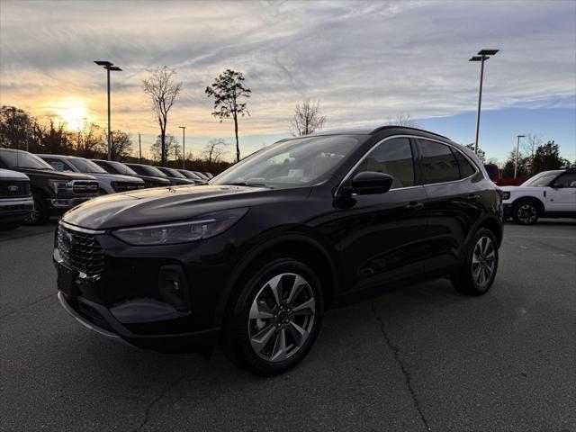 new 2025 Ford Escape car, priced at $39,545