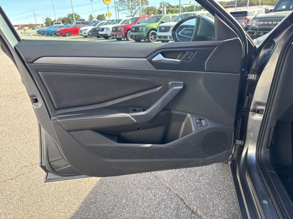 used 2024 Volkswagen Jetta car, priced at $20,498