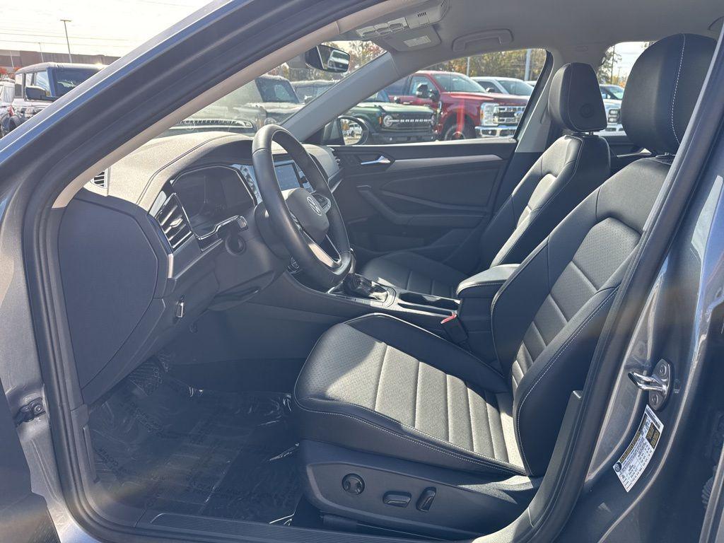 used 2024 Volkswagen Jetta car, priced at $20,498