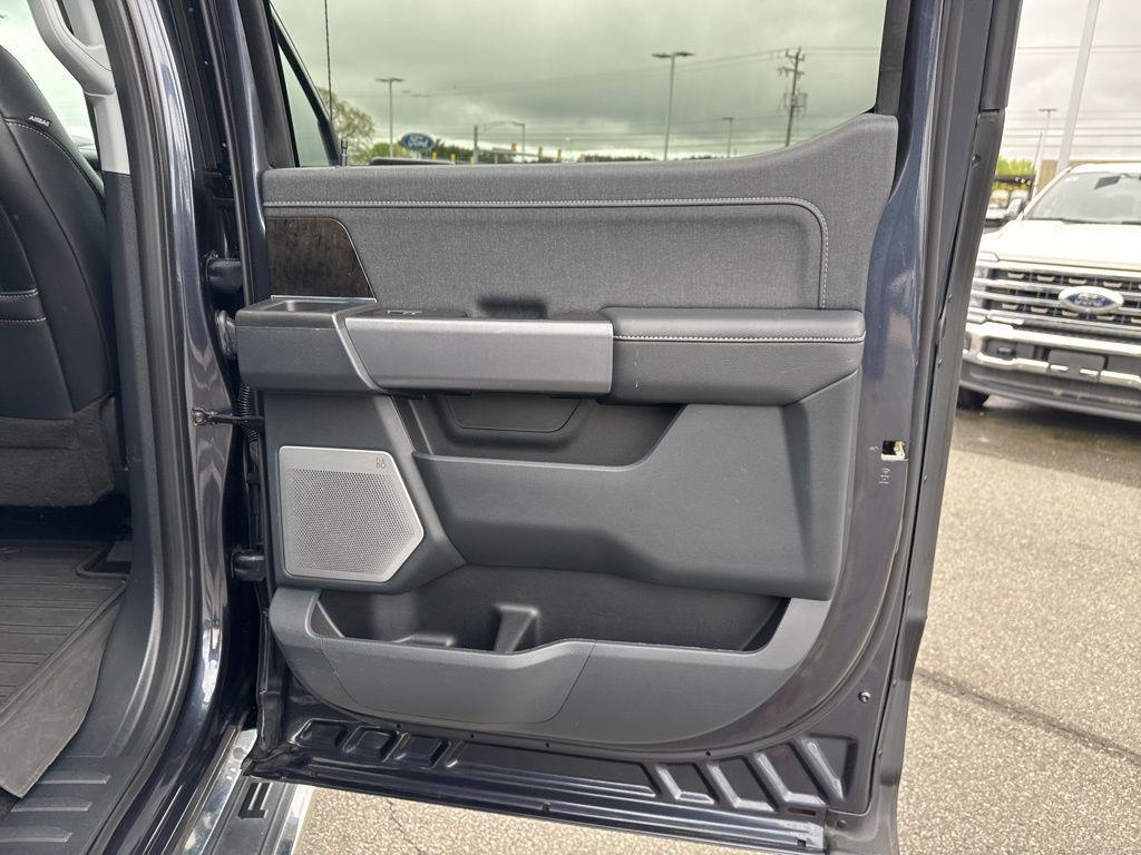 used 2022 Ford F-150 car, priced at $39,999