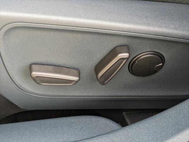 new 2025 Ford Maverick car, priced at $35,856