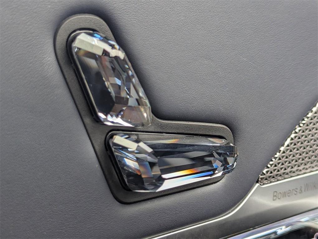 used 2023 BMW i7 car, priced at $72,140