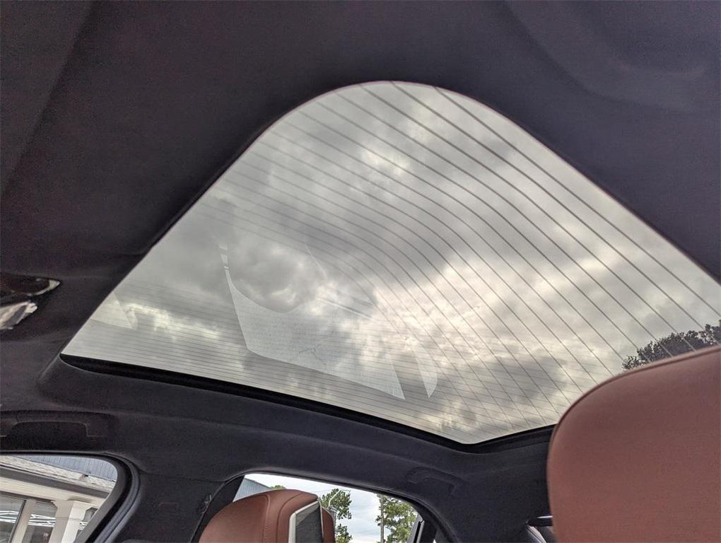 used 2023 BMW i7 car, priced at $72,140