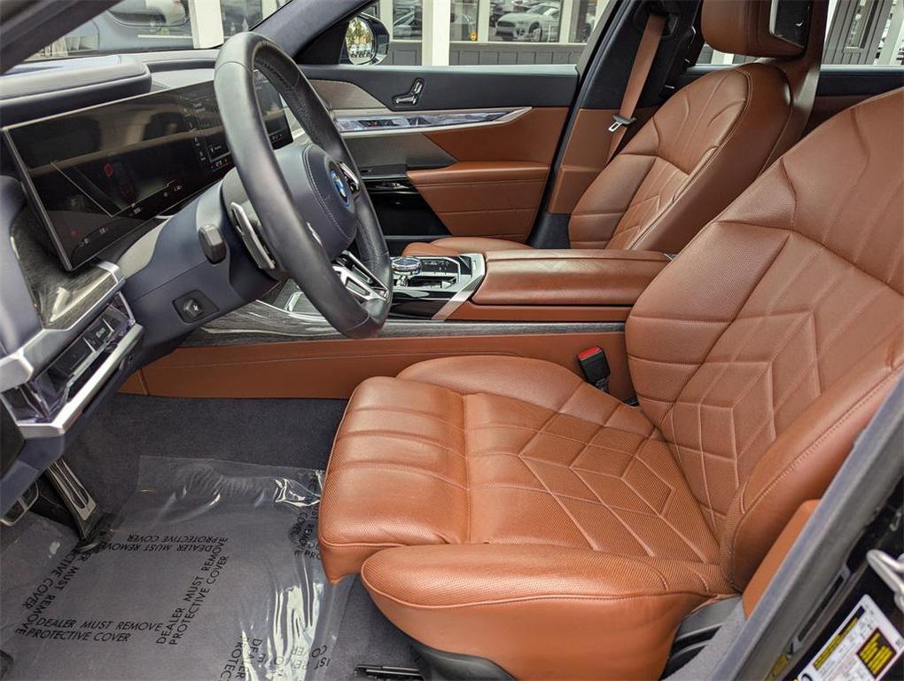 used 2023 BMW i7 car, priced at $72,140