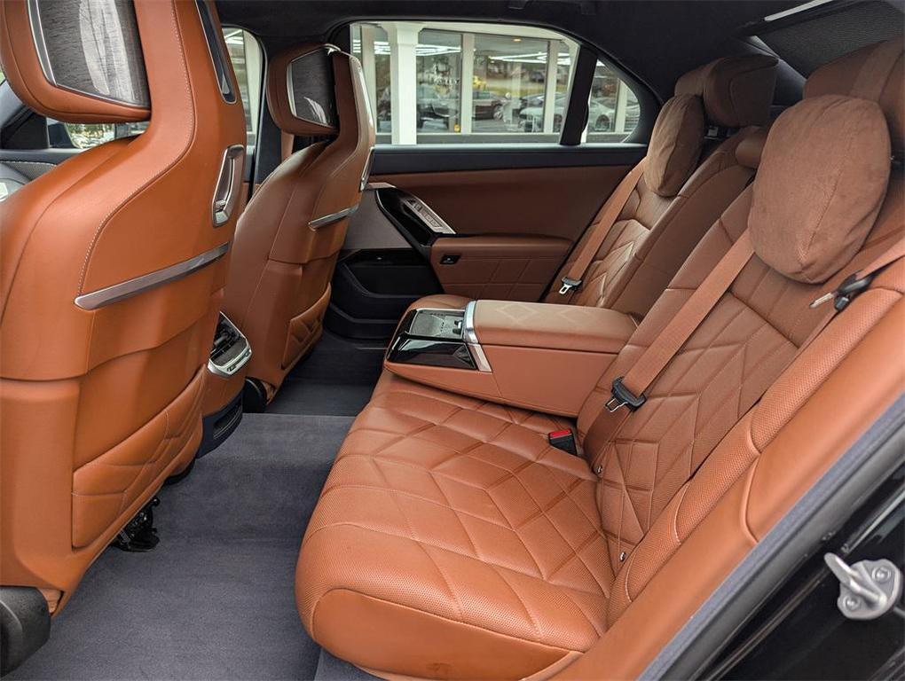 used 2023 BMW i7 car, priced at $72,140