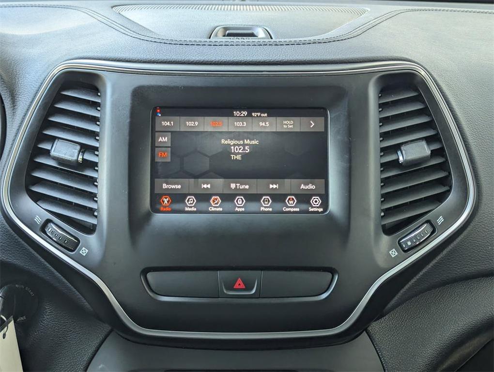 used 2019 Jeep Cherokee car, priced at $11,499