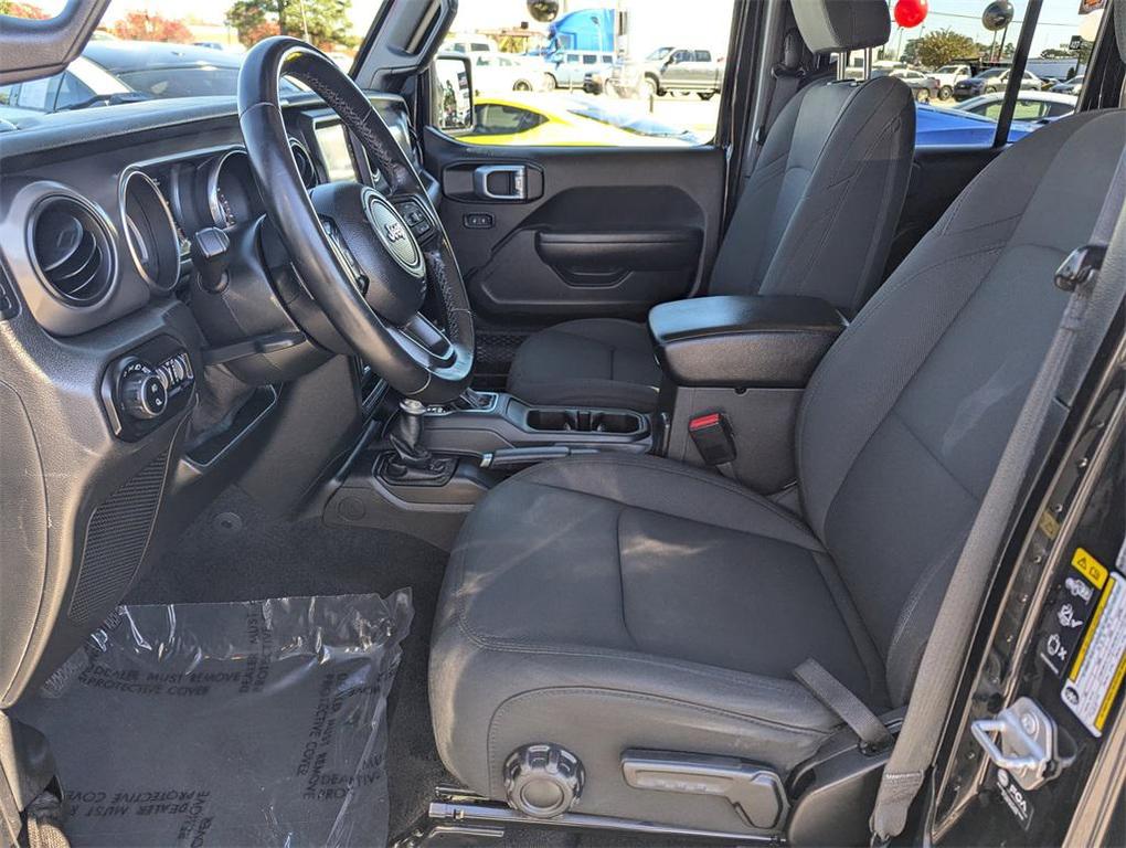 used 2021 Jeep Gladiator car, priced at $27,206