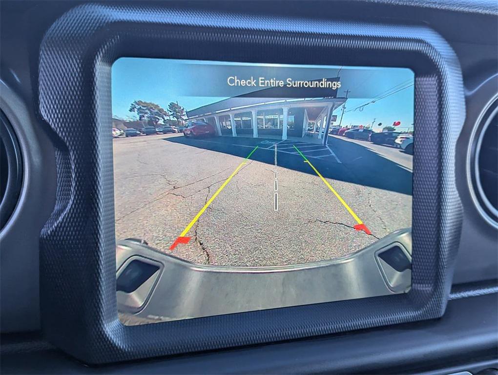 used 2021 Jeep Gladiator car, priced at $27,206