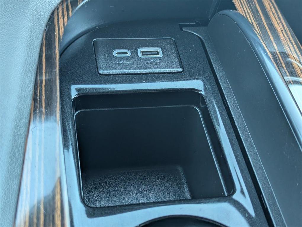 used 2024 Cadillac Escalade car, priced at $74,575