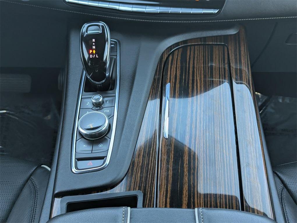 used 2024 Cadillac Escalade car, priced at $74,575