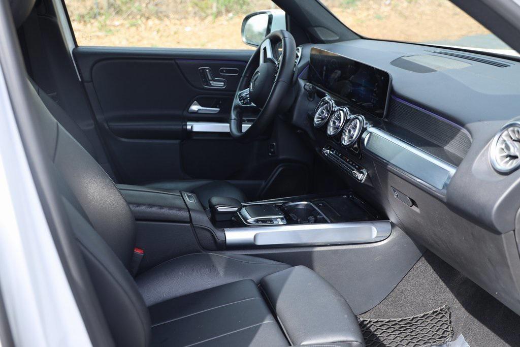 used 2020 Mercedes-Benz GLB 250 car, priced at $22,597