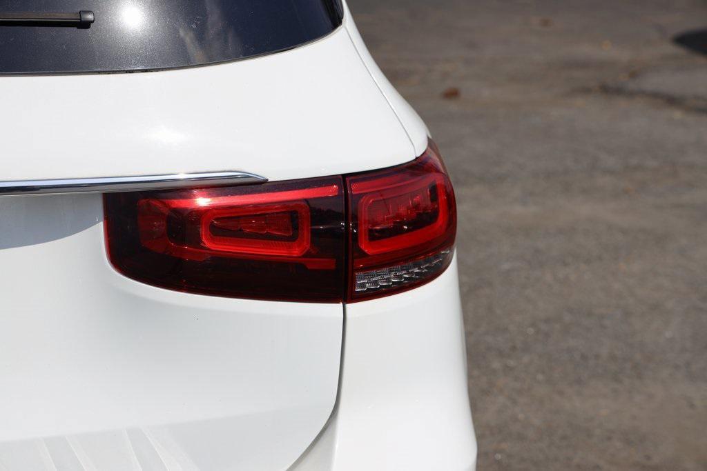 used 2020 Mercedes-Benz GLB 250 car, priced at $22,597