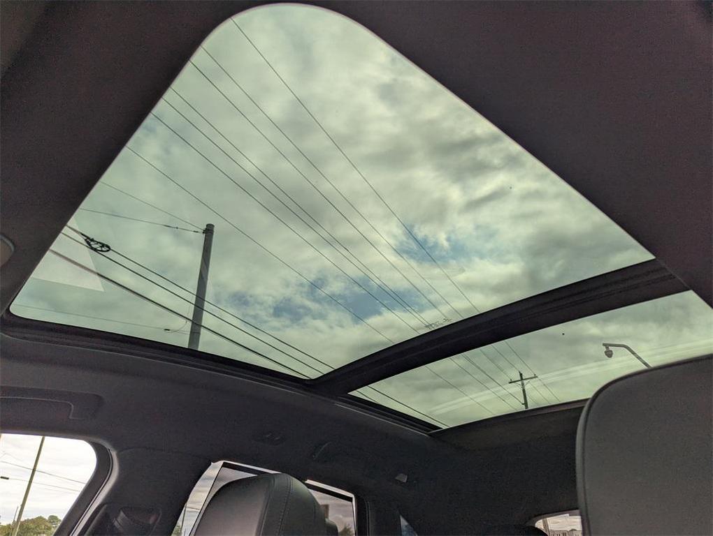 used 2021 Porsche Macan car, priced at $38,772