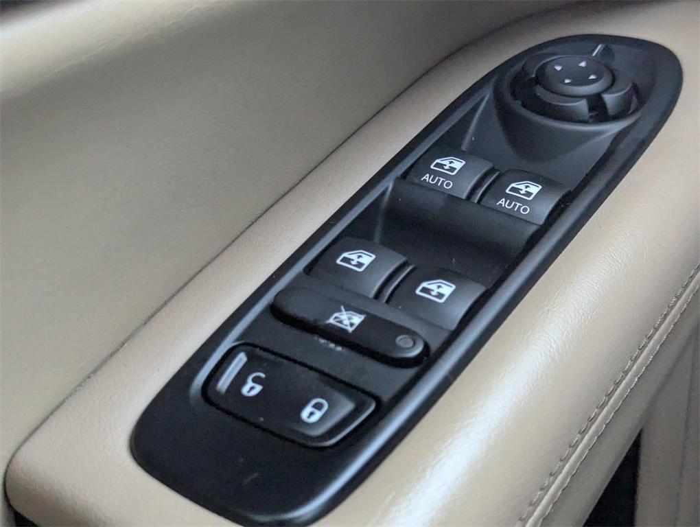 used 2018 Jeep Compass car, priced at $11,994