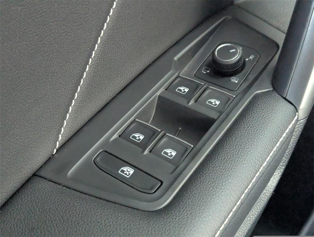 used 2022 Volkswagen Tiguan car, priced at $26,115