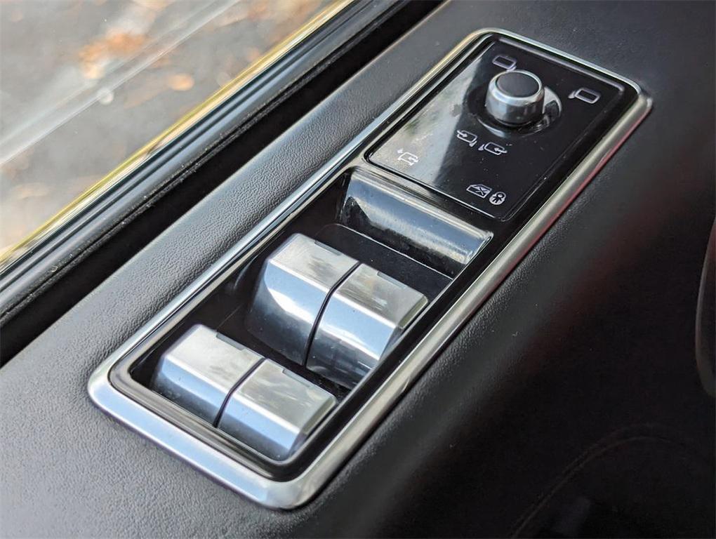 used 2022 Land Rover Range Rover car, priced at $75,724