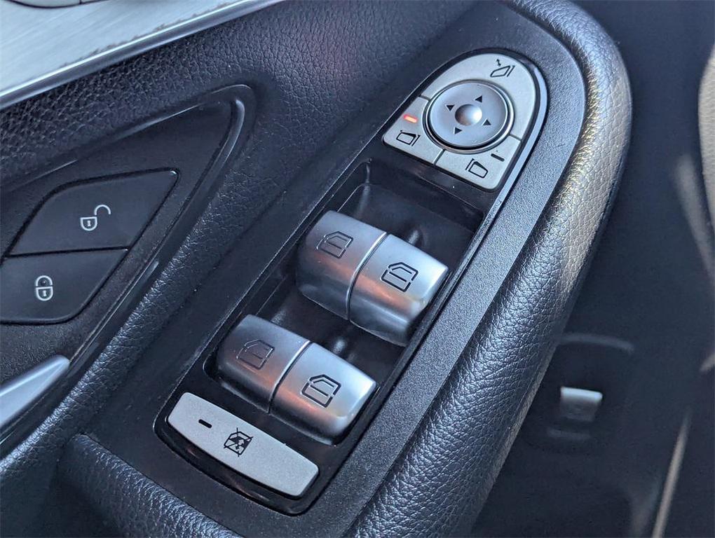 used 2019 Mercedes-Benz GLC 300 car, priced at $19,602