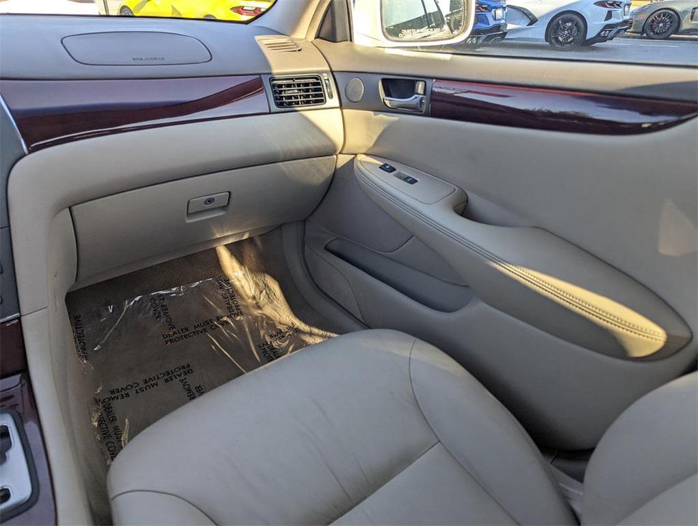 used 2002 Lexus ES 300 car, priced at $5,949