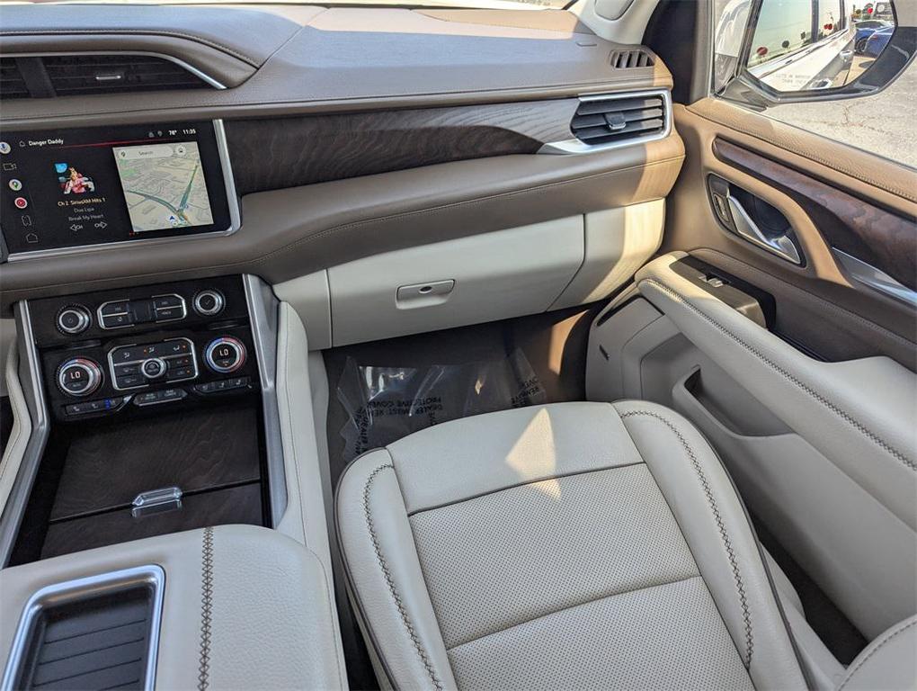 used 2022 GMC Yukon XL car, priced at $56,285