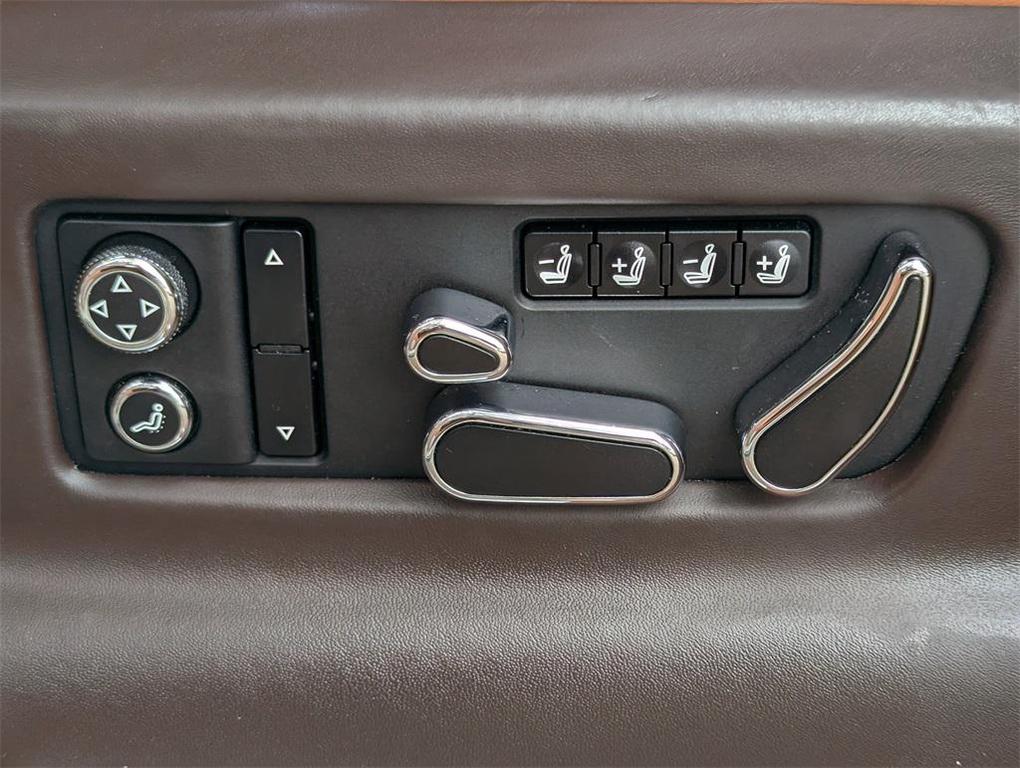 used 2019 Bentley Bentayga car, priced at $77,172