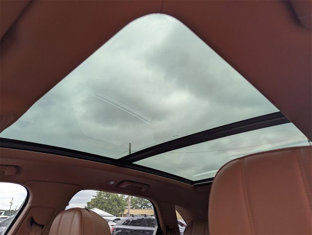 used 2019 Bentley Bentayga car, priced at $77,172