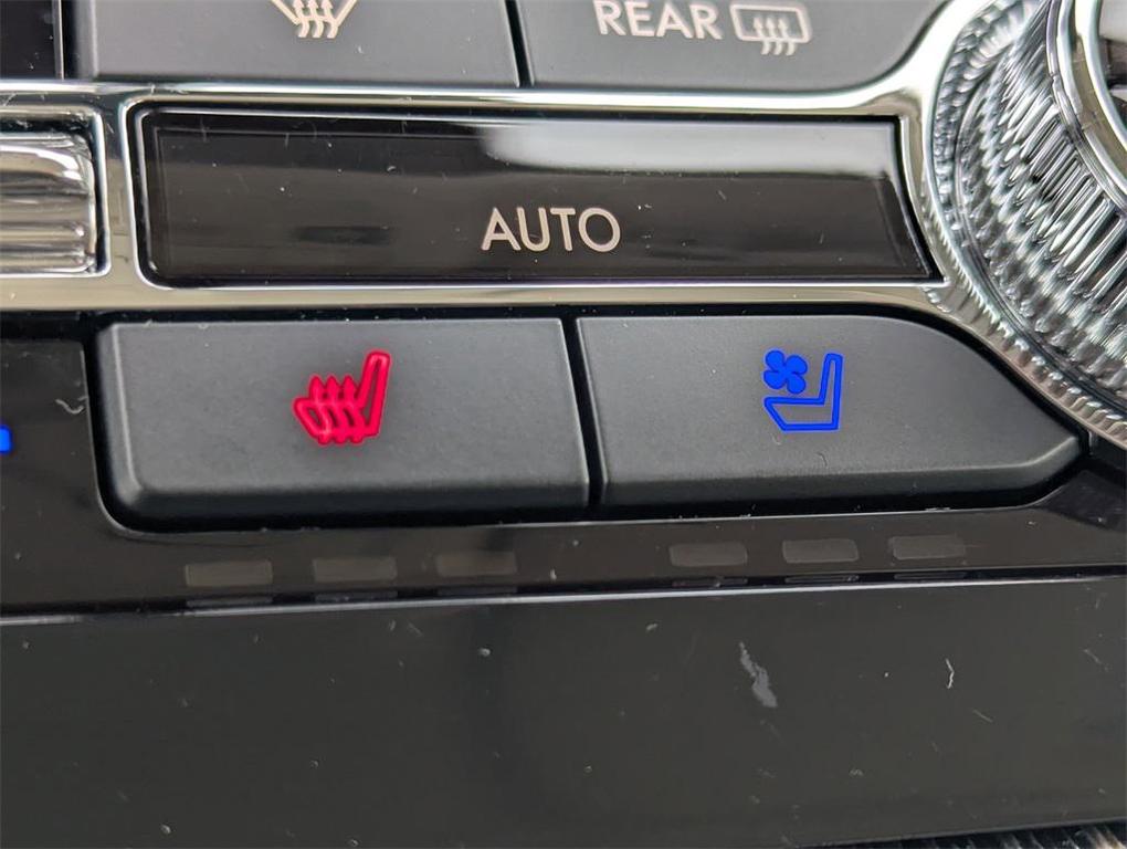 used 2024 Lincoln Navigator car, priced at $85,199