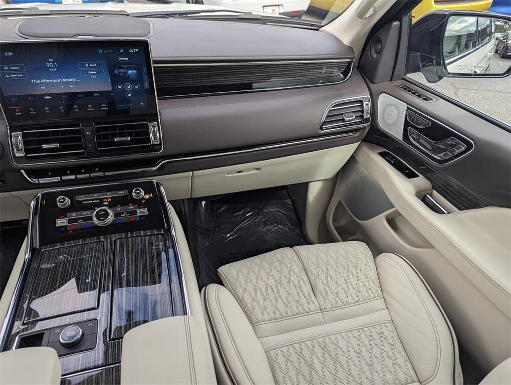 used 2024 Lincoln Navigator car, priced at $85,199