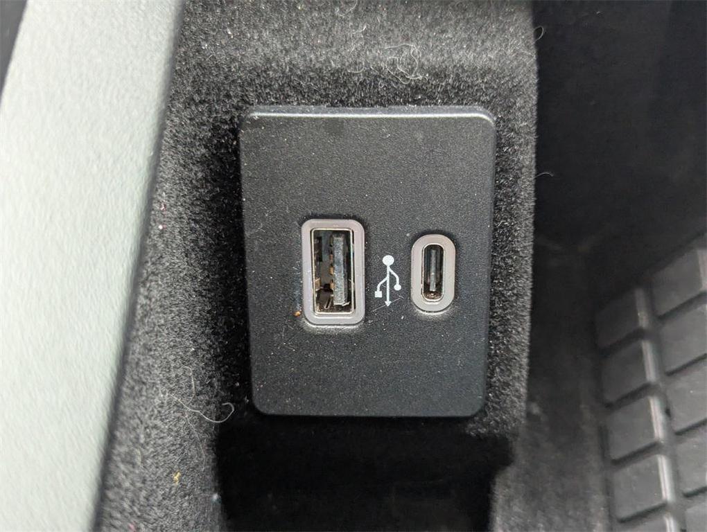 used 2024 Lincoln Navigator car, priced at $85,199