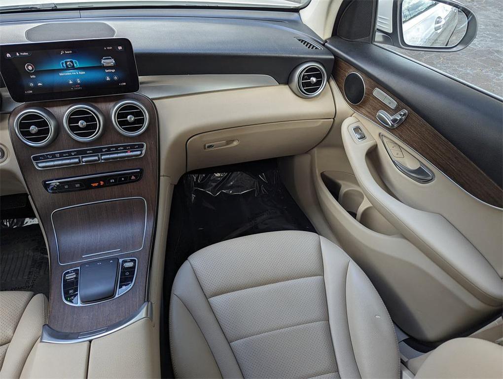used 2020 Mercedes-Benz GLC 300 car, priced at $20,188