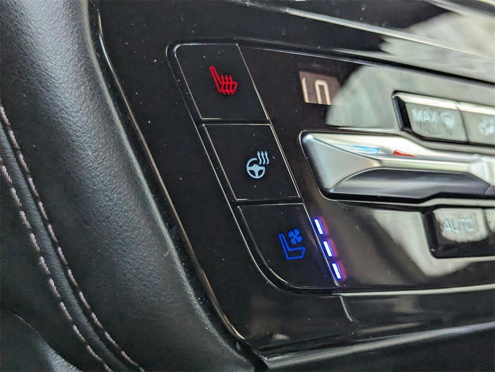 used 2021 Ford Explorer car, priced at $31,965