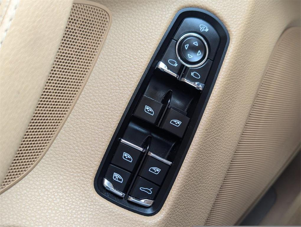 used 2014 Porsche Panamera car, priced at $17,545