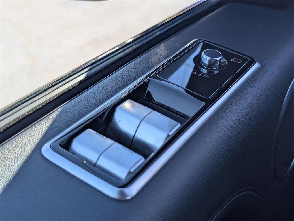 used 2020 Land Rover Range Rover car, priced at $35,994