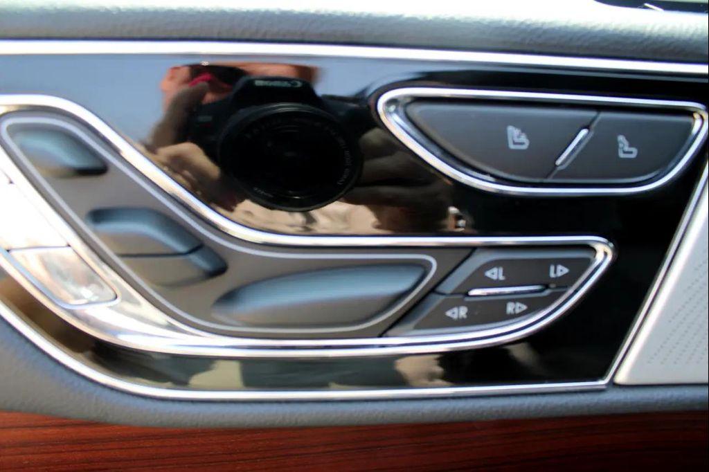 used 2023 Lincoln Navigator car, priced at $61,690