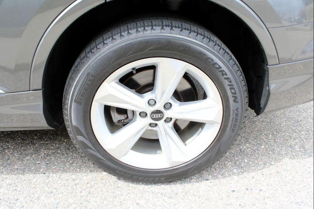 used 2021 Audi Q7 car, priced at $37,990