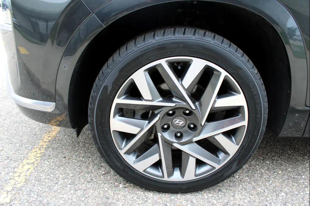 used 2023 Hyundai Santa Fe car, priced at $35,990