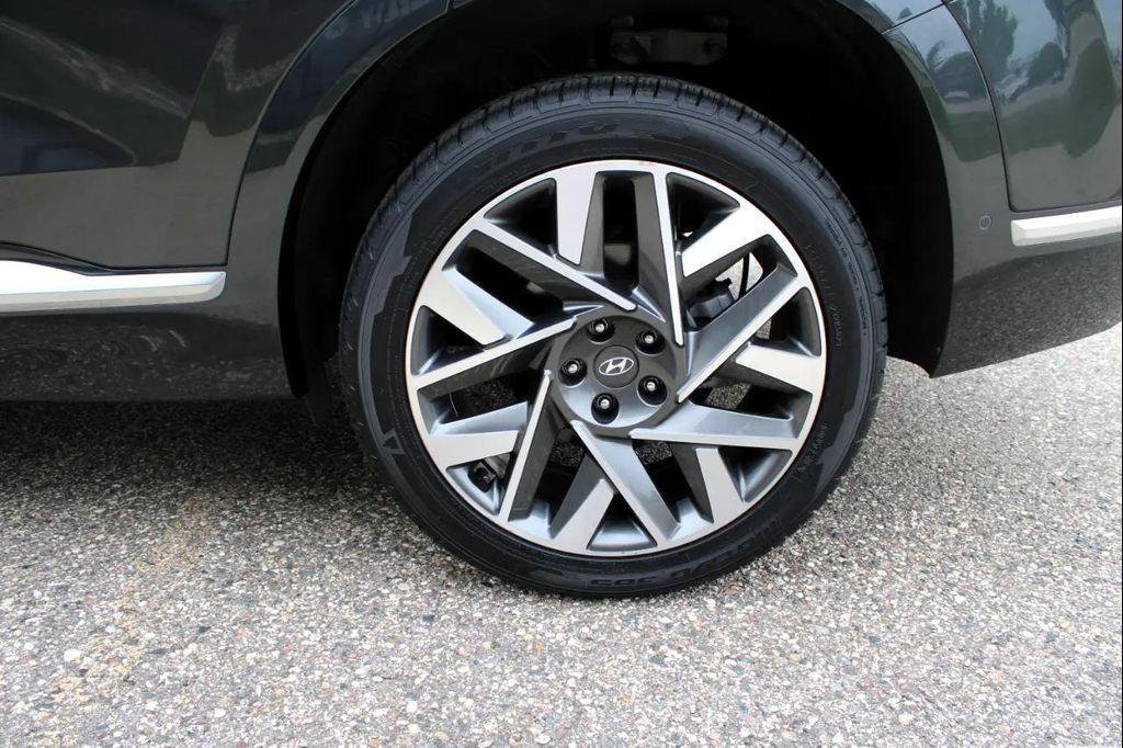 used 2023 Hyundai Santa Fe car, priced at $35,990