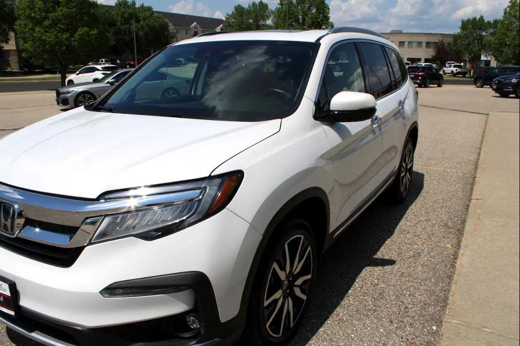 used 2022 Honda Pilot car, priced at $39,990