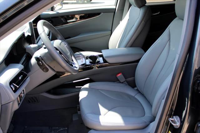 used 2022 Lincoln Nautilus car, priced at $39,990