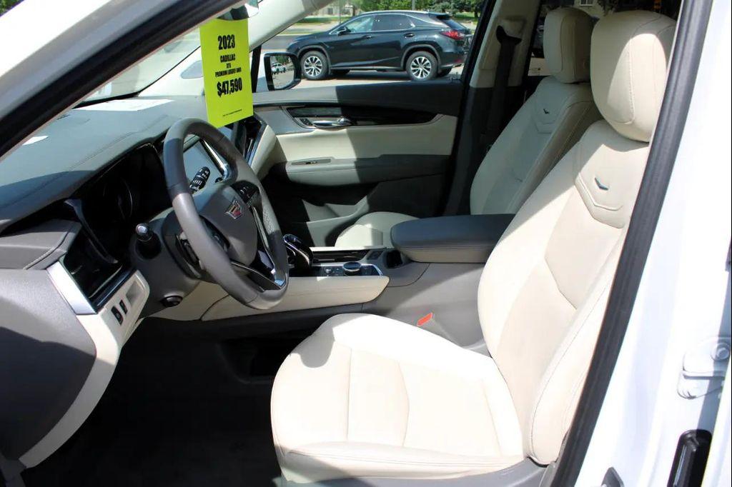 used 2023 Cadillac XT6 car, priced at $47,590